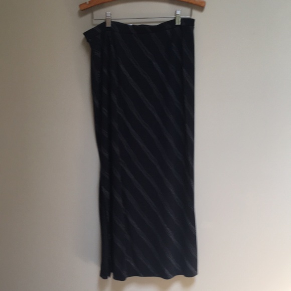 Black Skirt and Matching Blouse by Valerie Stevens - Picture 3 of 5